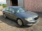 2010 Skoda SuperB Schade - Personenauto, Auto's, Gebruikt, Overige brandstoffen, Bedrijf, Overige carrosserie