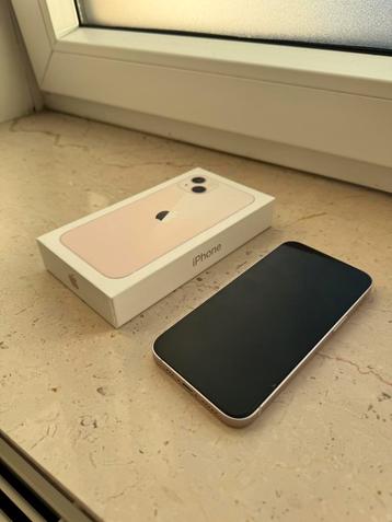 iPhone 13 • 128Go  disponible aux enchères