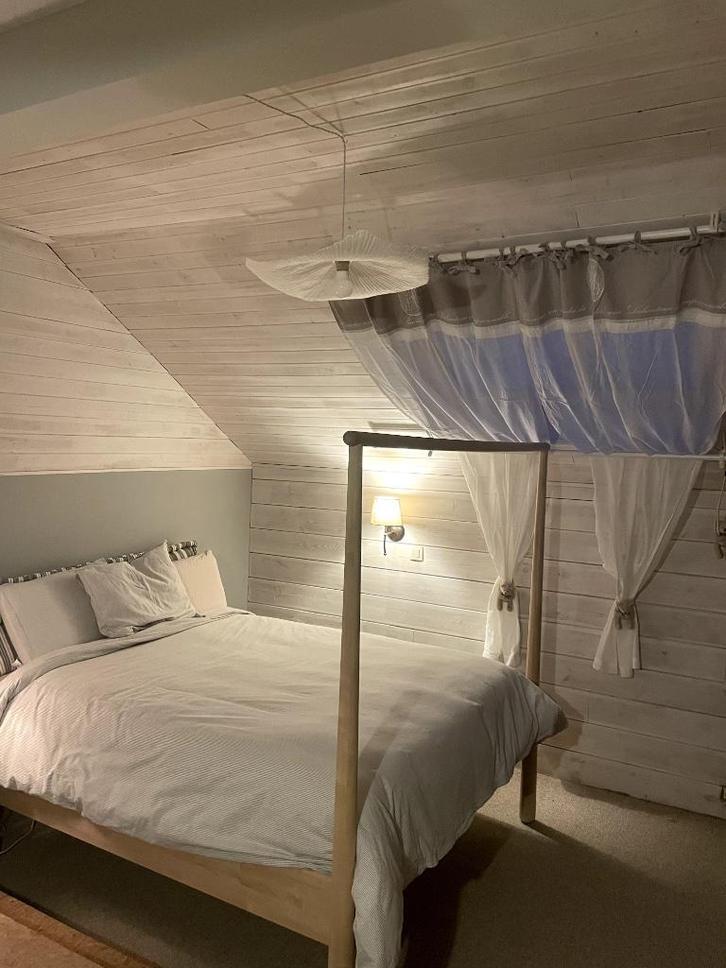 Prachtig houten bed en boxsprings, Huis en Inrichting, Slaapkamer | Bedden, Zo goed als nieuw, Tweepersoons, 160 cm, 200 cm, Hout
