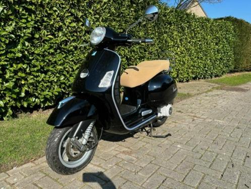 Vespa GTS 250 IE, Motoren, Motoren | Piaggio, Bedrijf, Scooter, 12 t/m 35 kW, 1 cilinder, Ophalen