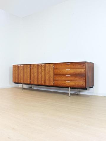 Vintage pastoe dressoir  beschikbaar voor biedingen