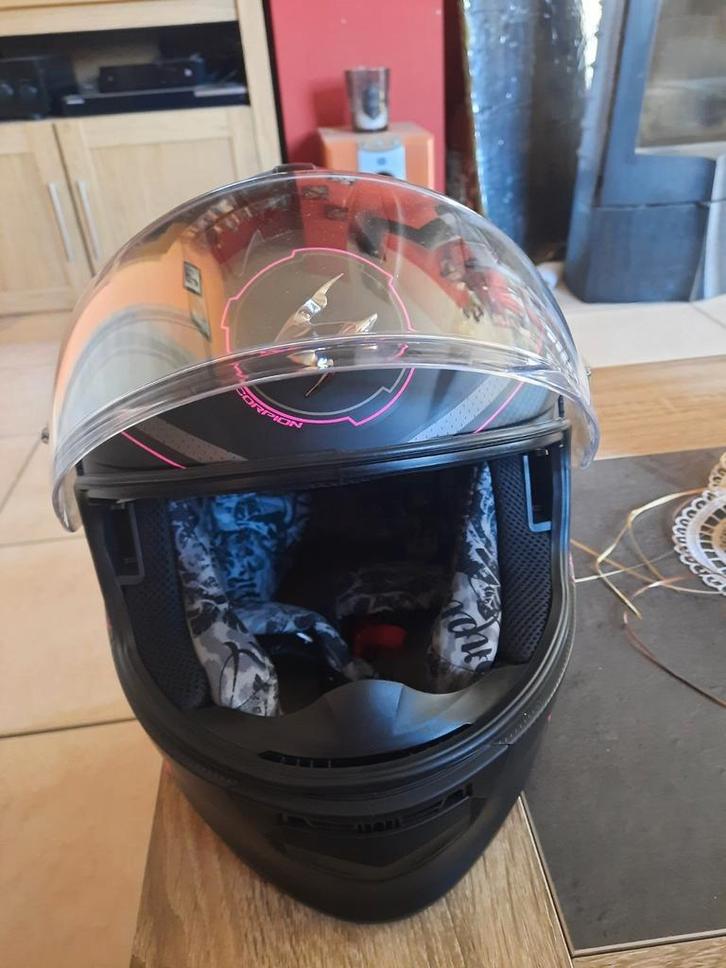 Casque Scorpion taille L, Motos, Vêtements | Casques de moto, L, Enlèvement