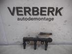 INJECTIEGALERIJ Opel Corsa C (F08 / 68) (0280151075), Gebruikt, Opel