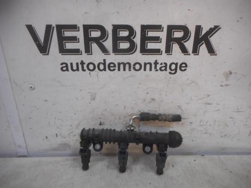 INJECTIEGALERIJ Opel Corsa C (F08 / 68) (0280151075), Auto-onderdelen, Brandstofsystemen, Opel, Gebruikt