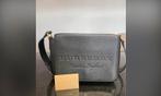 Burberry black leather messenger bag, Handtassen en Accessoires, Tassen | Schoudertassen, Ophalen of Verzenden, Zo goed als nieuw