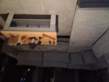 NIEUWE HOEKSALON beschikbaar voor biedingen