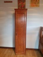 smal eiken kastje, Ophalen