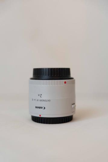 Canon EF 2x III Extender (teleconverter) beschikbaar voor biedingen