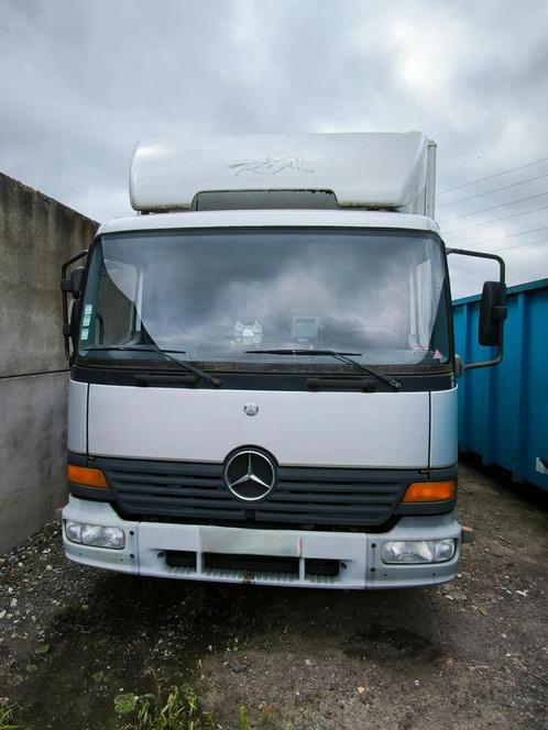 Camion pour chevaux  Mercedes, Autos, Camions, Particulier, Caméra, Mercedes-Benz, Diesel, Autre