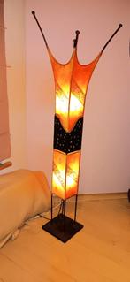 Lampe marocaine en peau, Marocain, Utilisé, Autres matériaux, 150 à 200 cm