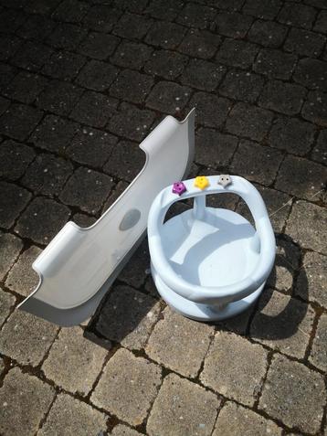 Babydam badverkleiner en babybadzitje  beschikbaar voor biedingen