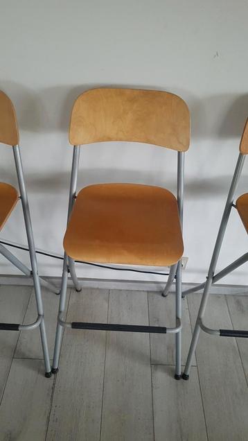 Chaises hautes pliantes Ikea beschikbaar voor biedingen