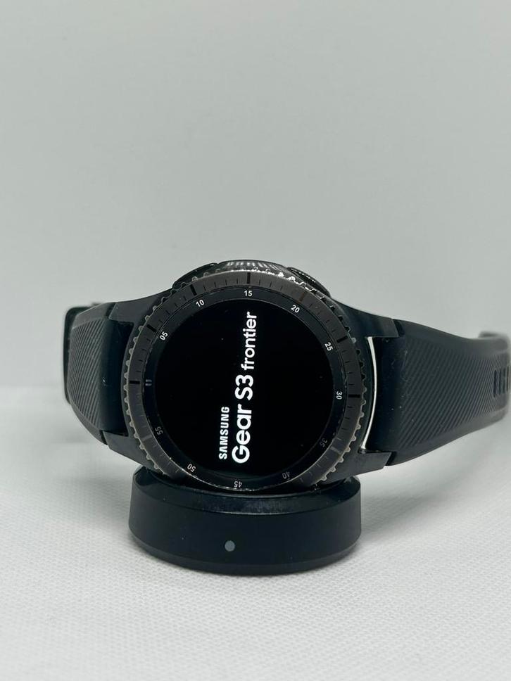 Samsung Gear S3 Frontier — Très bon état, Bijoux, Sacs & Beauté, Montres connectées, Comme neuf, Noir, Distance, Bandage calorique