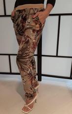 Quinze Heures Trente : mooie lange broek rekbare taille mt S, Kleding | Dames, Broeken en Pantalons, Beige, Ophalen of Verzenden