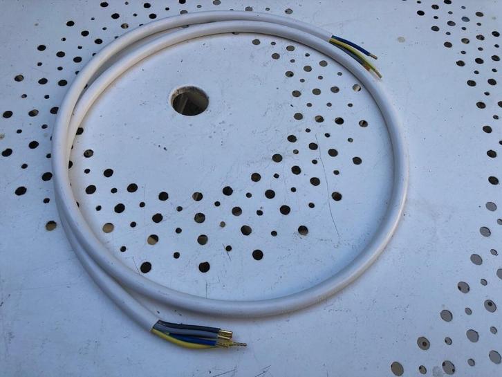 Patelec 5G 2,5 mm2 driefasige kabel van 160 cm lengte voor p, Doe-het-zelf en Bouw, Elektriciteit en Kabels, Nieuw, Kabel of Snoer
