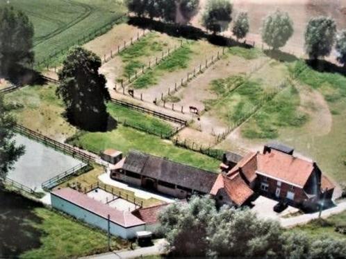 Te huur een ongewoon huisje in de buurt van Pairi Daiza, Hobby en Vrije tijd, Overige Hobby en Vrije tijd, Gebruikt, Ophalen
