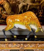 Heel Groot Massief Bronzen Beeld van een Jonge Stier