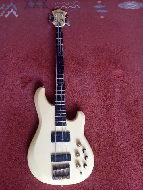 IBANEZ MC 924 (1982), Muziek en Instrumenten, Snaarinstrumenten | Gitaren | Bas, Zo goed als nieuw, Elektrisch, Ophalen of Verzenden