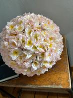 Decoratieve bloemenbol kunstbloemen, Ophalen of Verzenden, Zo goed als nieuw
