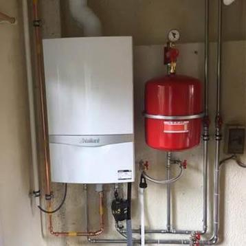 Chaudière Vaillant 24kw 2ans garantie AVEC PLACEMENT 1750€, Bricolage & Construction, Moins de 60 cm, Enlèvement, 30 à 80 cm, Neuf