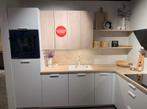 Showroomkeuken €6500 inclusief montage en levering, Huis en Inrichting, Ophalen of Verzenden, Nieuw