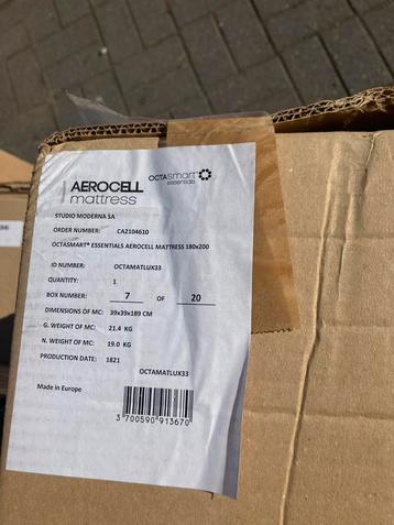Lot nieuwe matrassen. beschikbaar voor biedingen