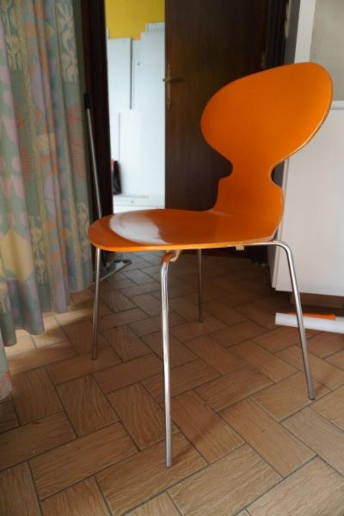 stoelen Arne Jacobsen, Huis en Inrichting, Stoelen, Gebruikt, Vier, Hout, Metaal, Overige kleuren, Ophalen