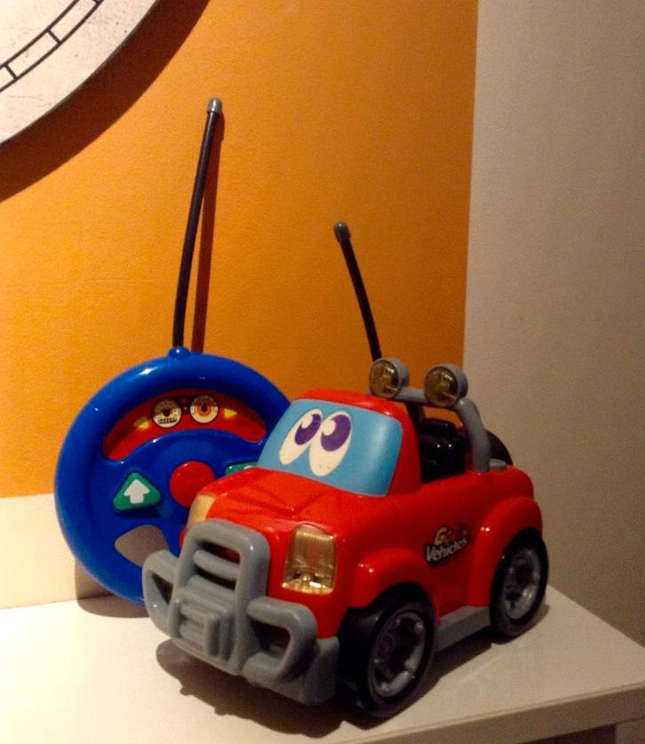 GOGO VEHICLES KINDERSPEELGOED, Kinderen en Baby's, Speelgoed |Speelgoedvoertuigen, Gebruikt, Afstandsbediening, Ophalen of Verzenden