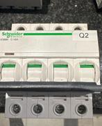 Schneider Electric iC60H – C16A, Enlèvement, Comme neuf