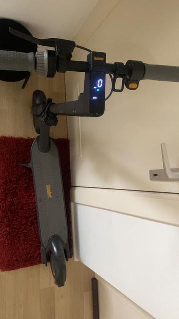 Ninebot G30 Max, Enlèvement, Comme neuf, Step électrique (E-scooter), Ninebot