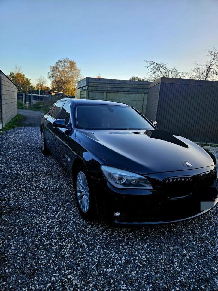 BMW 730 D  LANG VERSIE EURO5 A ZEER PROPER WAGEN, Auto's, BMW, Particulier, 7 Reeks, ABS, Achteruitrijcamera, Adaptieve lichten