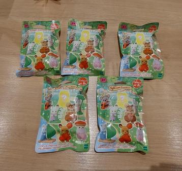 Sylvanian Families Baby Forest Costume Series beschikbaar voor biedingen