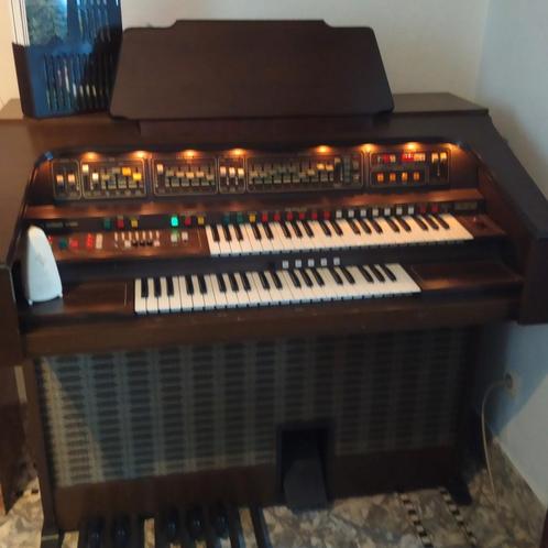 Orgel**SOLINA**, Muziek en Instrumenten, Orgels, Zo goed als nieuw, Orgel, Ophalen