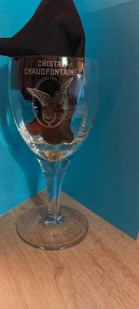 Oud Gezuurd waterglas Cristal Chaudfontaine met facetten ., Verzamelen, Biermerken, Ophalen of Verzenden