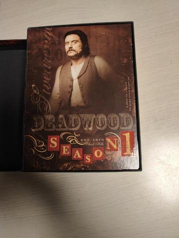 Deadwood seizoen 1