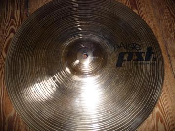 Paiste pst5 médium 16 pouces beschikbaar voor biedingen