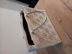 NIKKIE Plessen handtas 40 x 15 x 30 cm. Nieuw., Handtassen en Accessoires, Tassen | Damestassen, Ophalen, Nieuw, Handtas