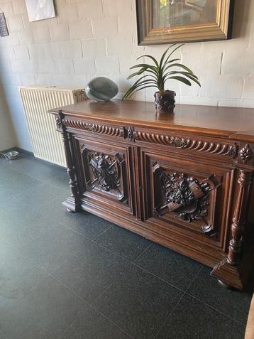 Armoire en chêne, Enlèvement