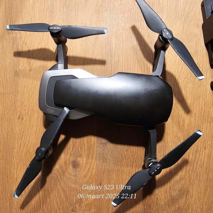 À vendre ensemble combiné DJI Mavic Air., Hobby & Loisirs créatifs, Modélisme | Radiocommandé & Téléguidé | Hélicoptères & Quadricoptères