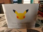 Set etb Pokémon Elite Trainer Box ter ere van het 25-jarig b, Hobby en Vrije tijd, Ophalen of Verzenden