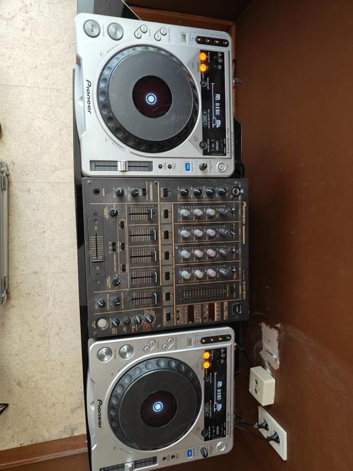 Legendarische pioneer djm800 x2 en djm 600, Muziek en Instrumenten, Dj-sets en Draaitafels, Gebruikt, Dj-set, Pioneer, Ophalen of Verzenden
