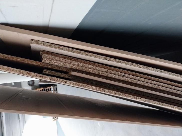 Schaarbeekse schenkingsborden, Doe-het-zelf en Bouw, Plinten en Afwerking, Gebruikt, Ophalen