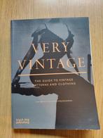 Very Vintage The Guide to Vintage Patterns and Clothing, Boeken, Ophalen of Verzenden, Zo goed als nieuw