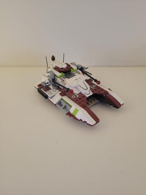 LEGO Star Wars - Republic Fighter Tank, Enfants & Bébés, Jouets | Duplo & Lego, Comme neuf, Lego, Ensemble complet, Enlèvement