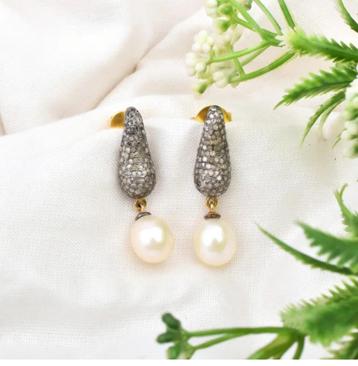 Boucles D’oreilles Avec Diamants Naturels Et Perle 6.61 g beschikbaar voor biedingen