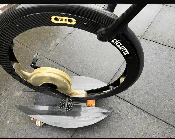 Hometrainer ciclotte, Sport en Fitness, Fitnessapparatuur, Gebruikt, Hometrainer, Ophalen