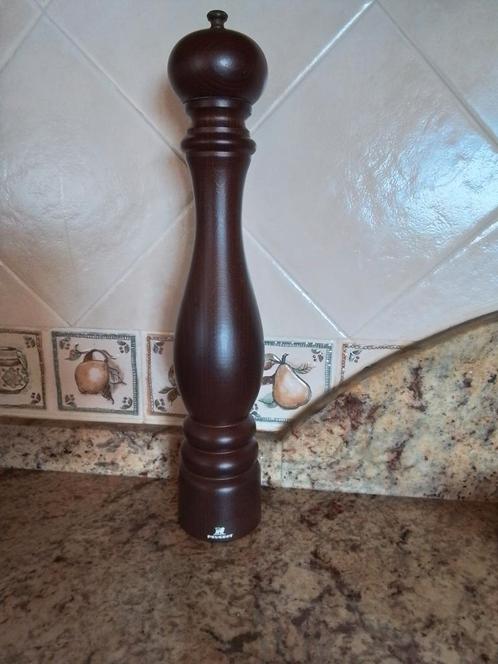 ZO GOED ALS NIEUWE GROTE PEUGEOT PEPERMOLEN 40 CM HOOG ., Huis en Inrichting, Keuken | Keukenbenodigdheden, Zo goed als nieuw