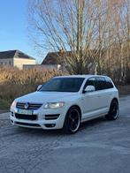VW Touareg individual R-line 3.0 V6 TDi - gekeurd, Auto's, Automaat, 176 kW, Zwart, Wit