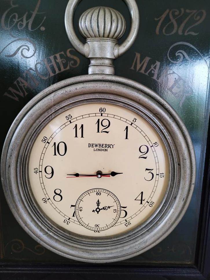 Handgemaakte wandklok ‘Dewberry London’ – Country Corner, Huis en Inrichting, Woonaccessoires | Klokken, Zo goed als nieuw, Wandklok