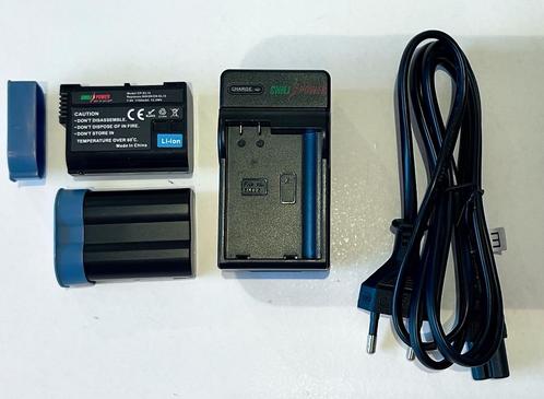 Nikon EN-EL15 dual battery pack met oplader, Audio, Tv en Foto, Fotografie | Accu's en Batterijen, Zo goed als nieuw, Ophalen